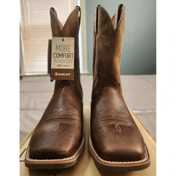 ARIAT® (Men's 10 WIDE) Sport Western Wide Square Toe Cowboy Boot in Fiddle Brown - Picture 3 of 10